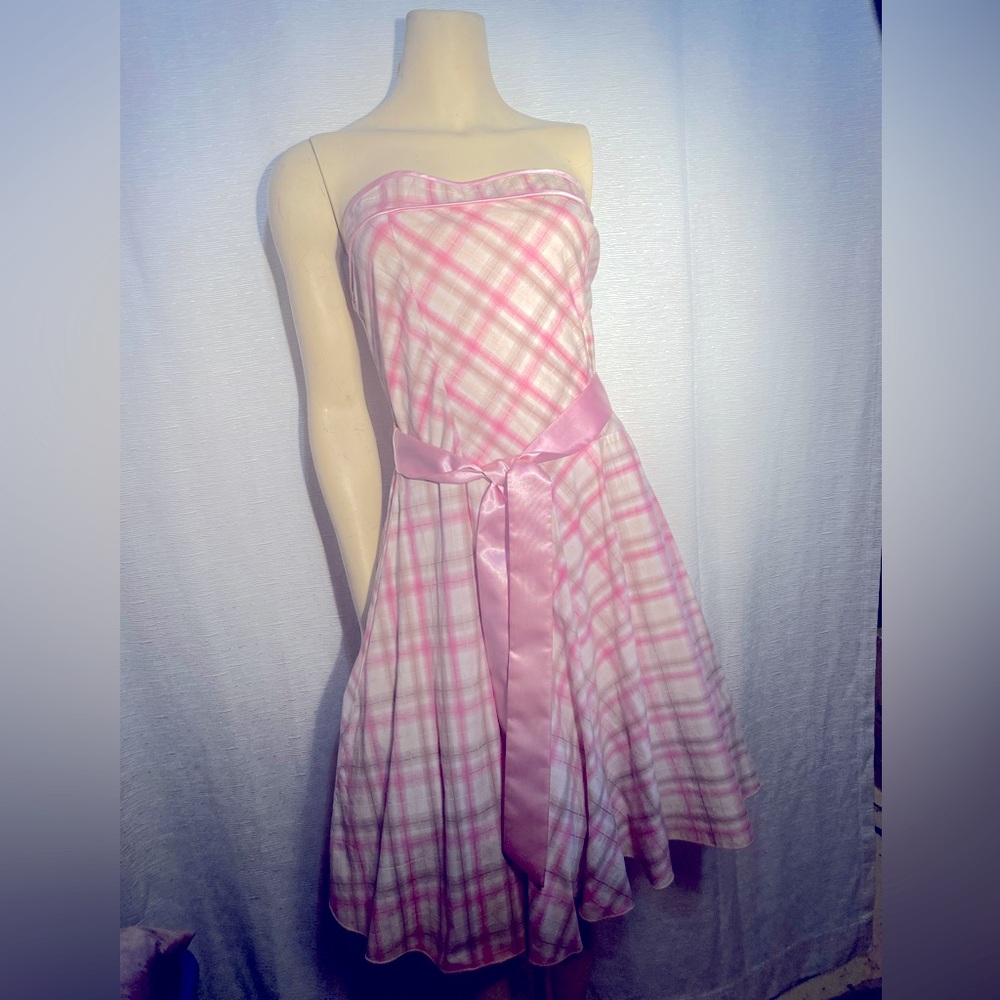 Fe USA, medium, pink,brown and white, strapless dress.